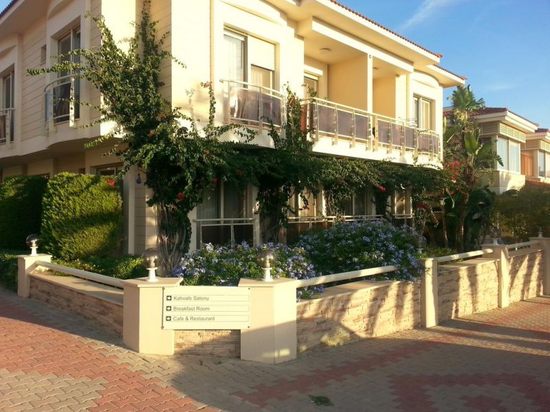 KAMER SUITES & HOTEL