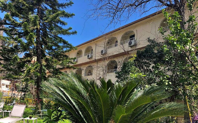 KROMER GARDEN HOTEL