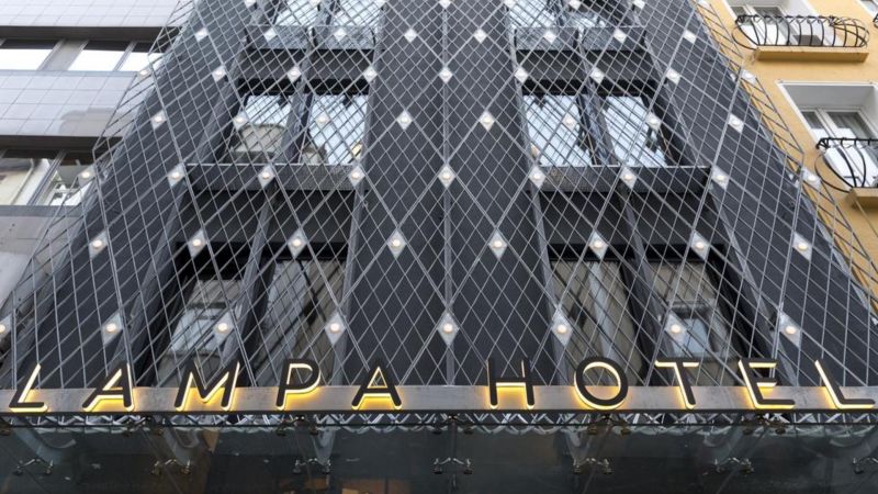 LAMPA DESIGN HOTEL
