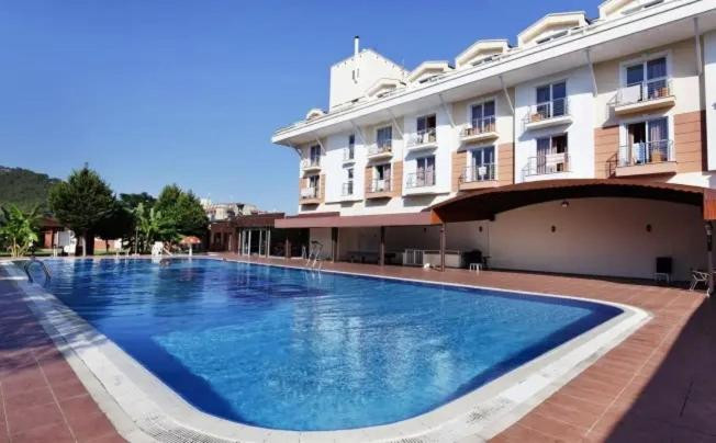AURA RESORT HOTEL (EX. AWARE RESORT & SPA)