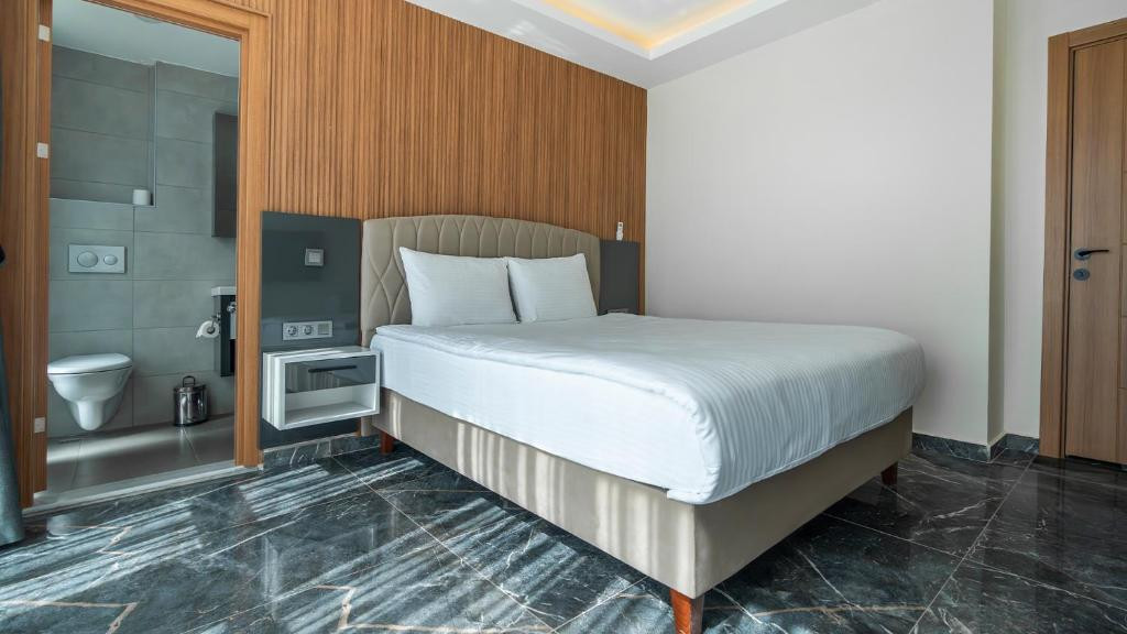 LARISTONE SUITE & SPA фото 8