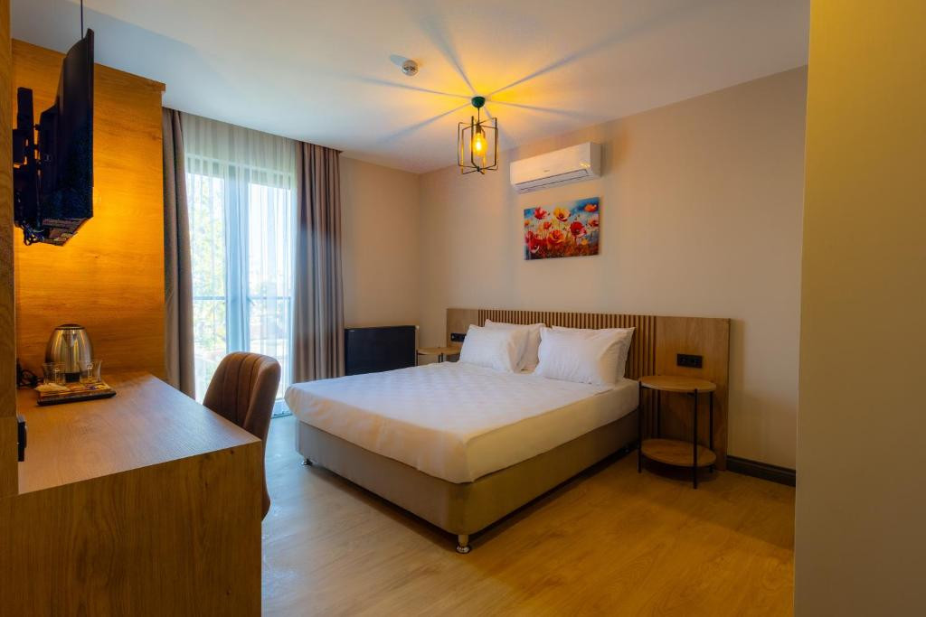 LELIKO SUITES