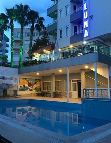LUNA HOTEL