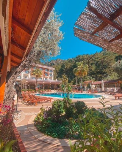 MERIL BEACH HOTEL TURUNC ADULTS ONLY 16+ фото 4