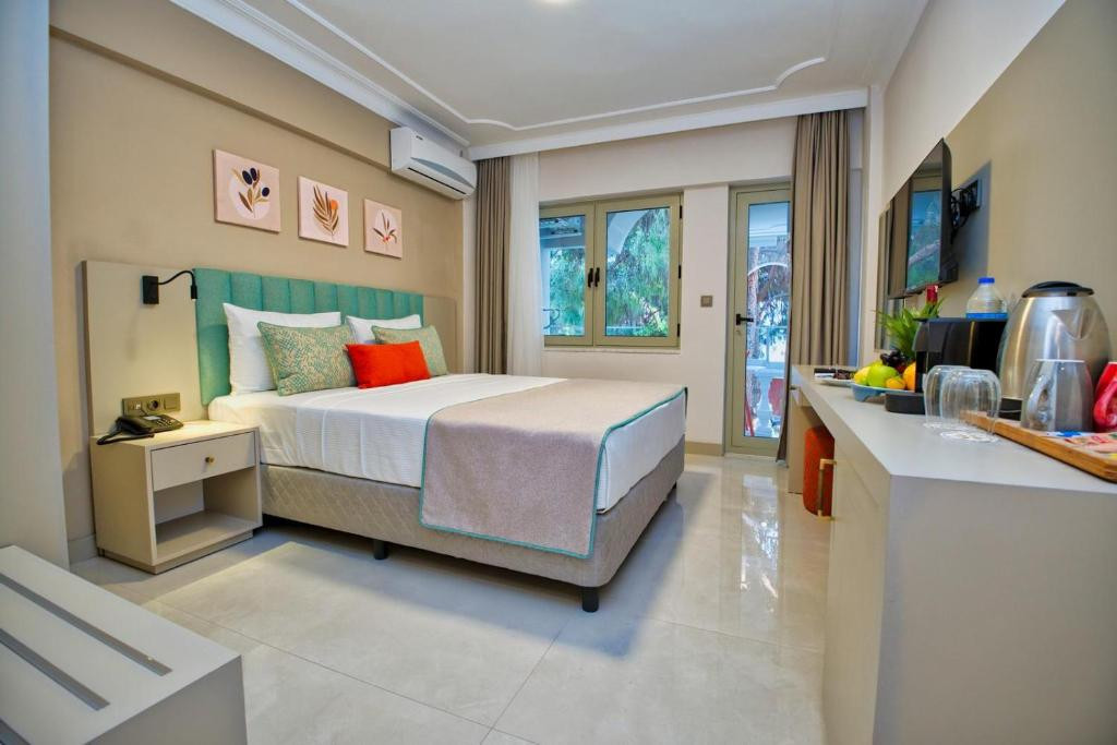 ROSE GARDEN PREMIUM HOTEL (EX. LARISSA MARE BEACH) фото 2