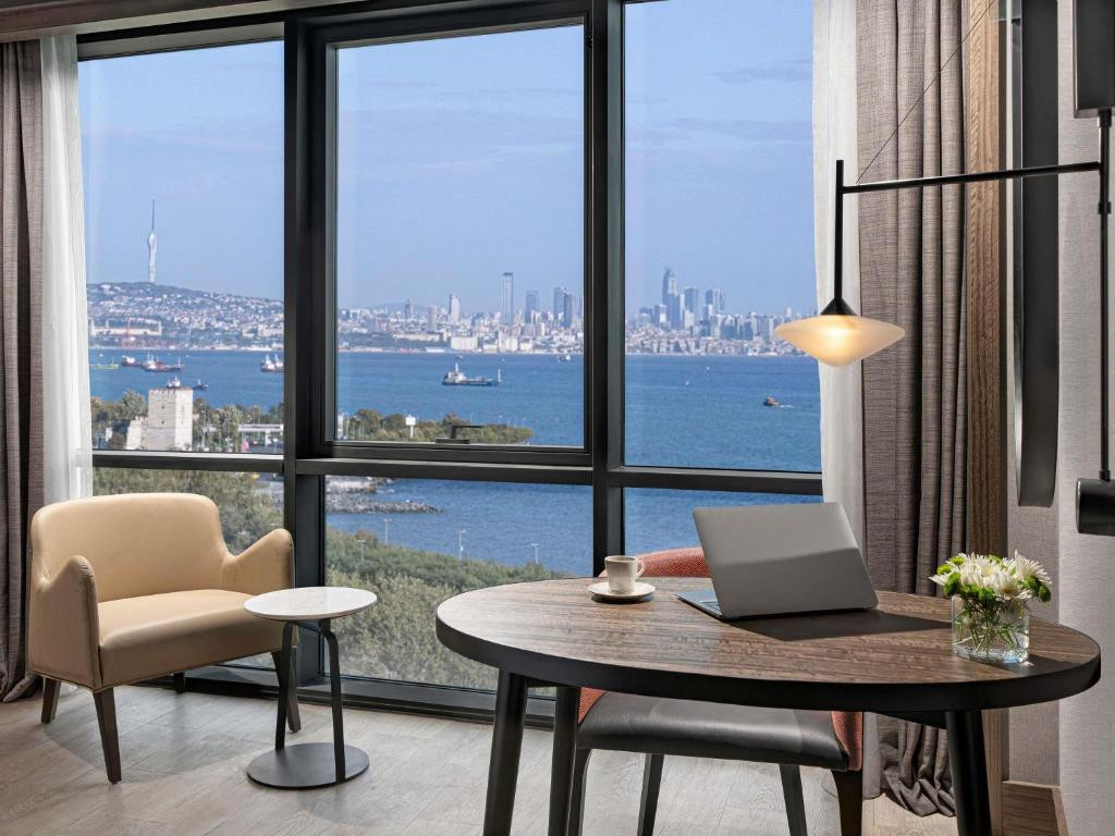 MOVENPICK HOTEL ISTANBUL MARMARA SEA фото 3