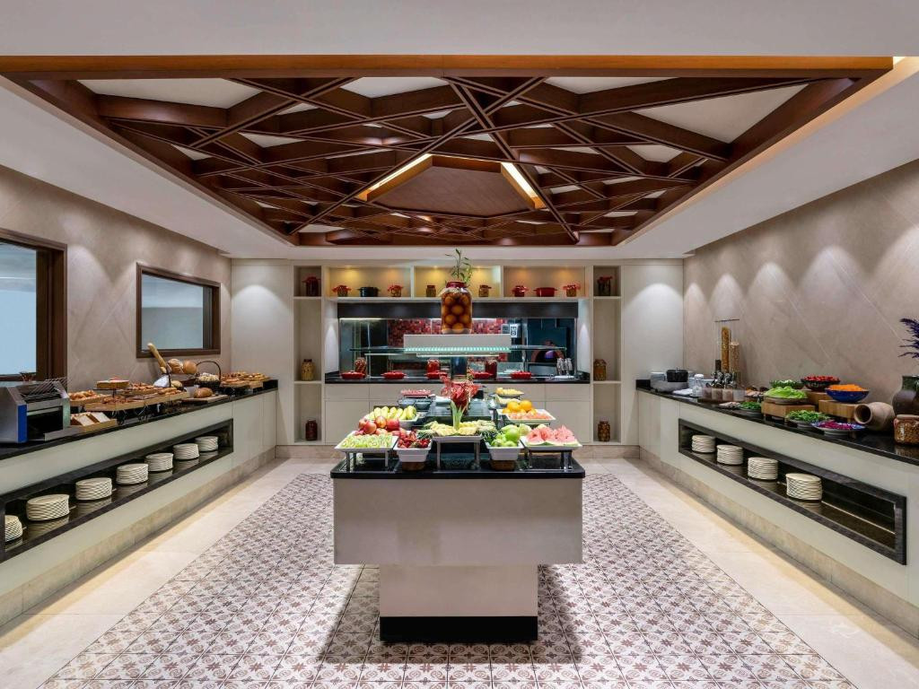 MOVENPICK ISTANBUL HOTEL GOLDEN HORN фото 4