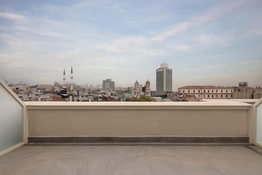 MOXY ISTANBUL BEYOGLU фото 7