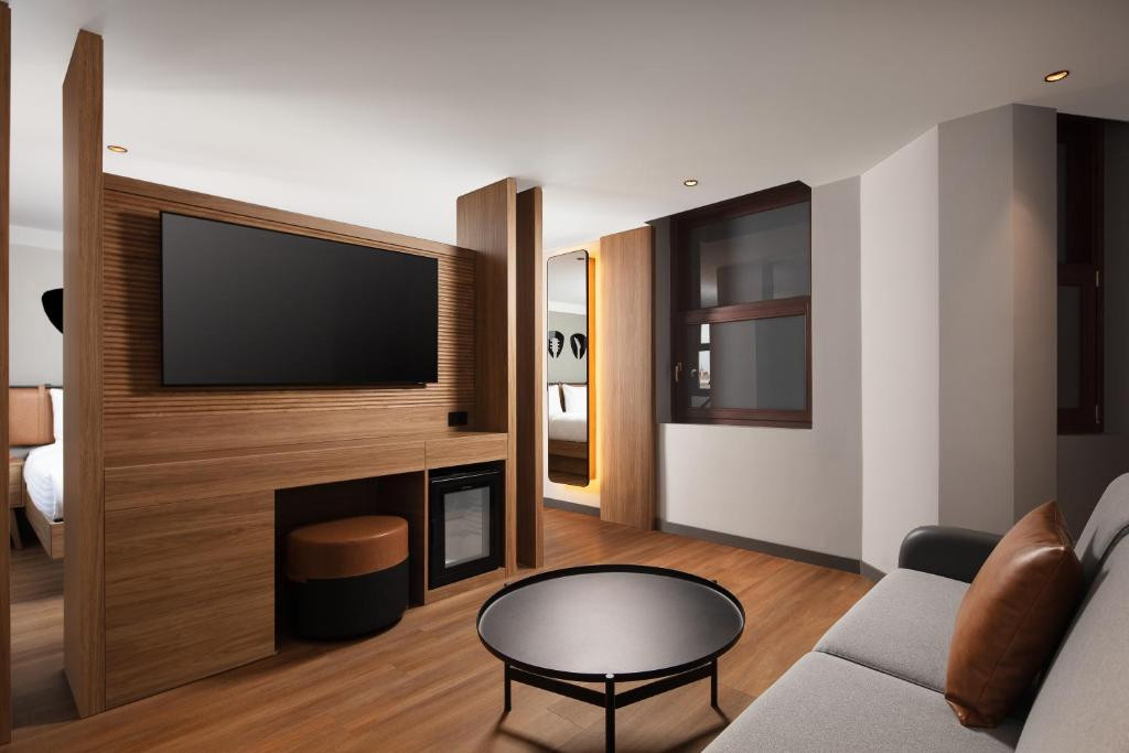 MOXY ISTANBUL BEYOGLU фото 8