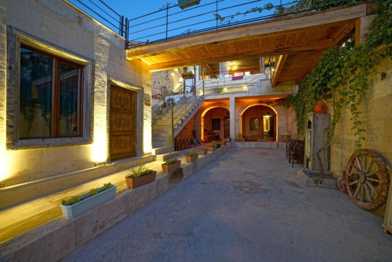 MYSTERIOUS CAVE SUITES фото 4