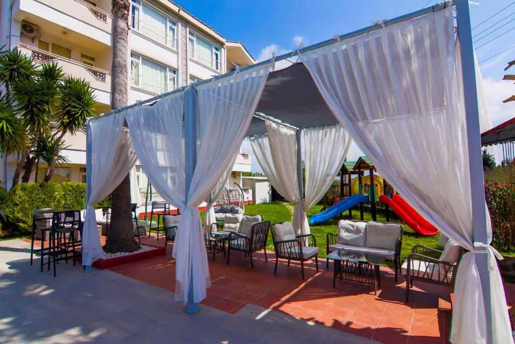 NEW GARDEN LUNA SIDE APT HOTEL (EX. NEW GARDEN APART) фото 7
