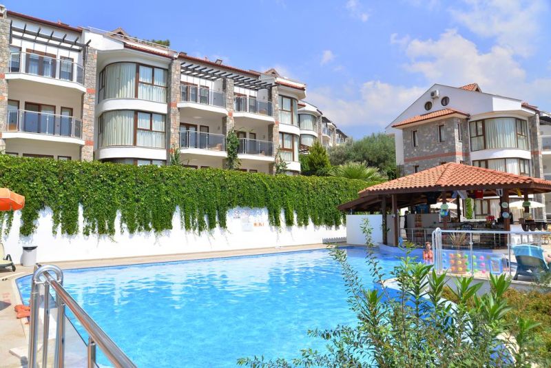 GOLDEN LIFE HEIGHTS DELUXE SUIT ADULTS ONLY 16+