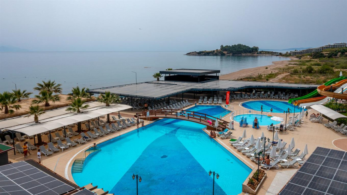 NOTION KESRE BEACH HOTEL & SPA фото 4