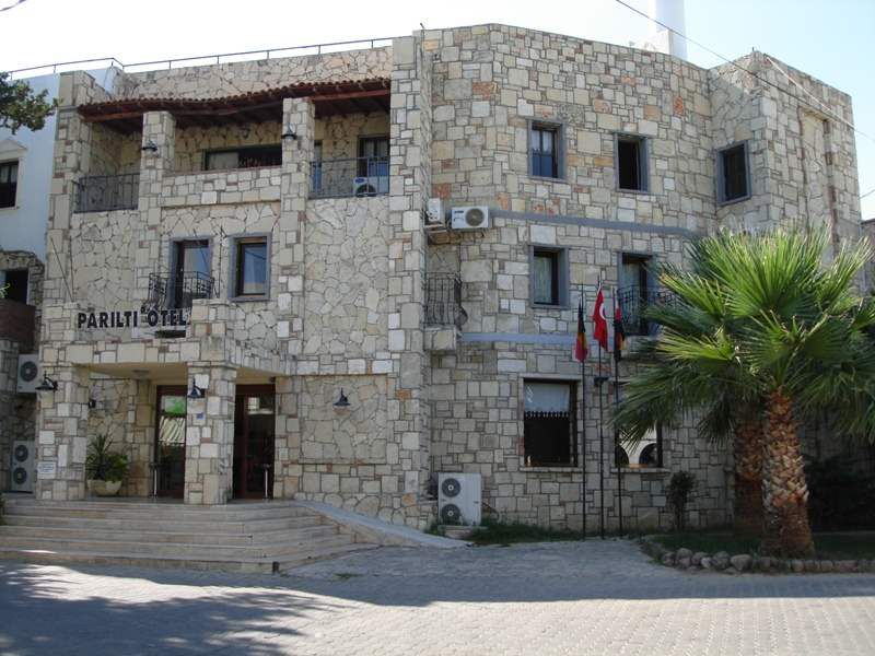 PARILTI HOTEL