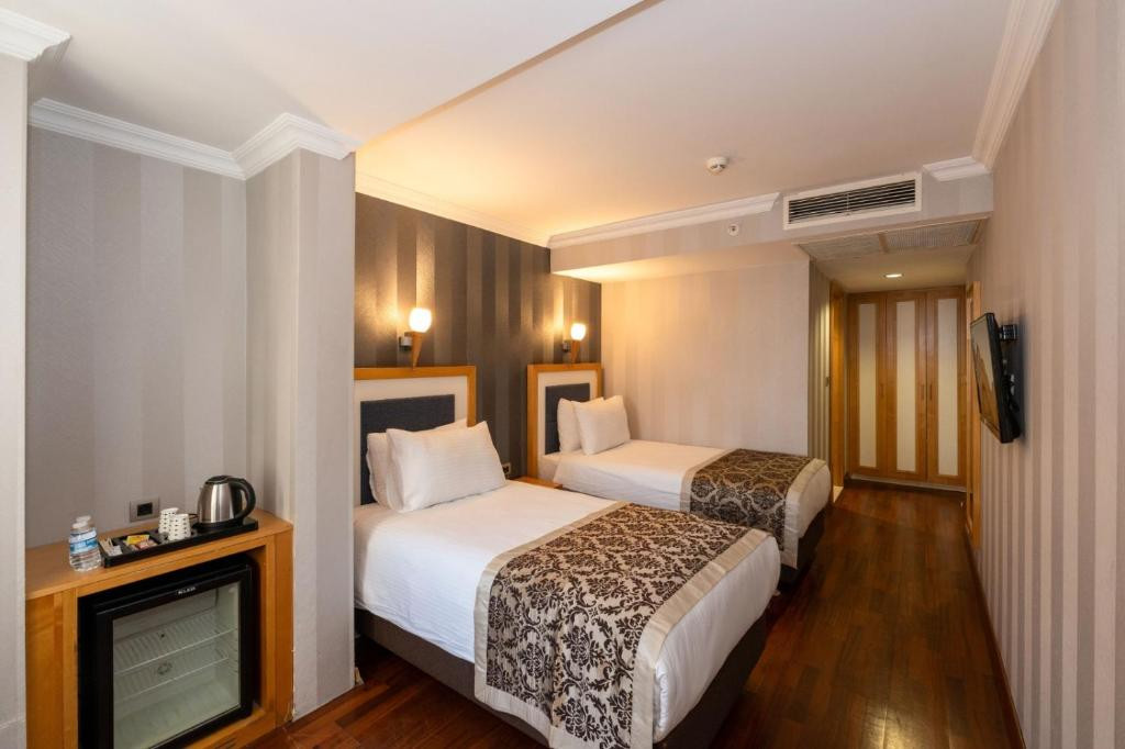 CRESTIUM PRIME SQUARE (EX. NOVA PLAZA TAKSIM SQUARE) фото 2
