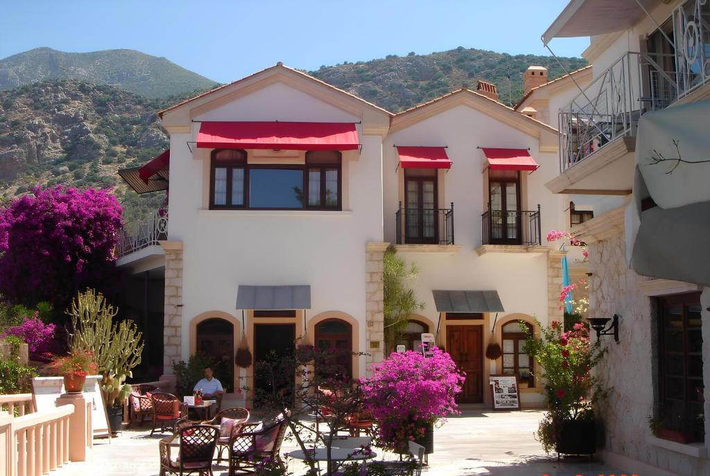 PATARA PRINCE HOTEL & RESORT