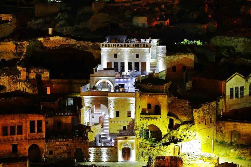 PERIMASALI CAVE HOTEL