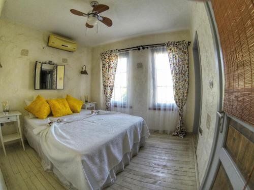 SERIN ALACATI BUTIK OTEL фото 4