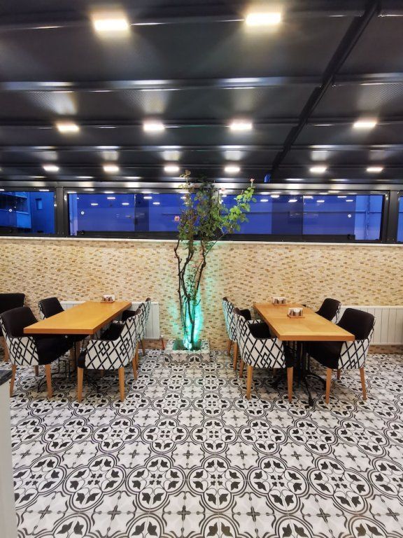 LUXX GARDEN HOTEL фото 3