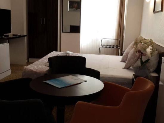 PENDIK MARINE HOTEL фото 3