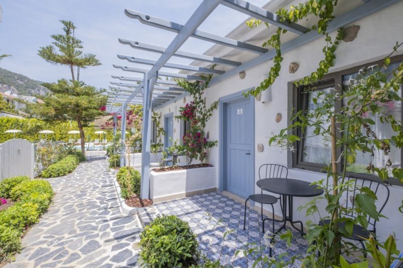 KASSANDRA BOUTIQUE фото 3
