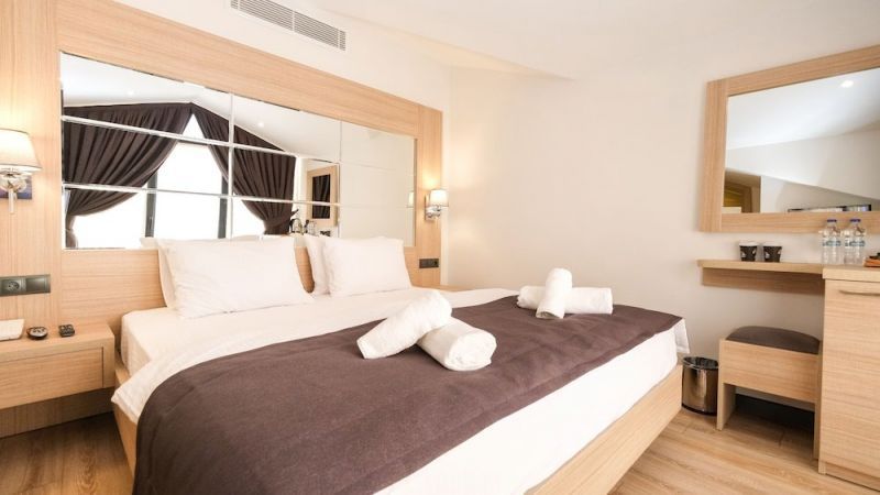 ALESTA SEASIDE RESIDENCE