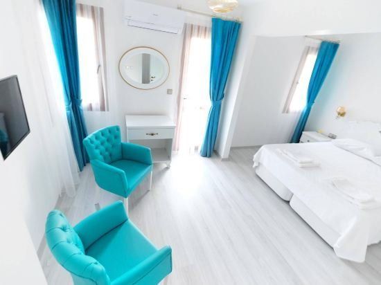 BUGRA ALACATI ADULTS ONLY фото 6