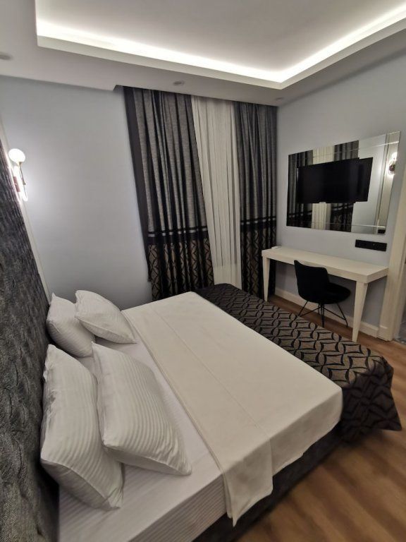 LUXX GARDEN HOTEL фото 8