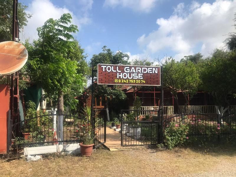 TOLL GARDEN HOUSE фото 8