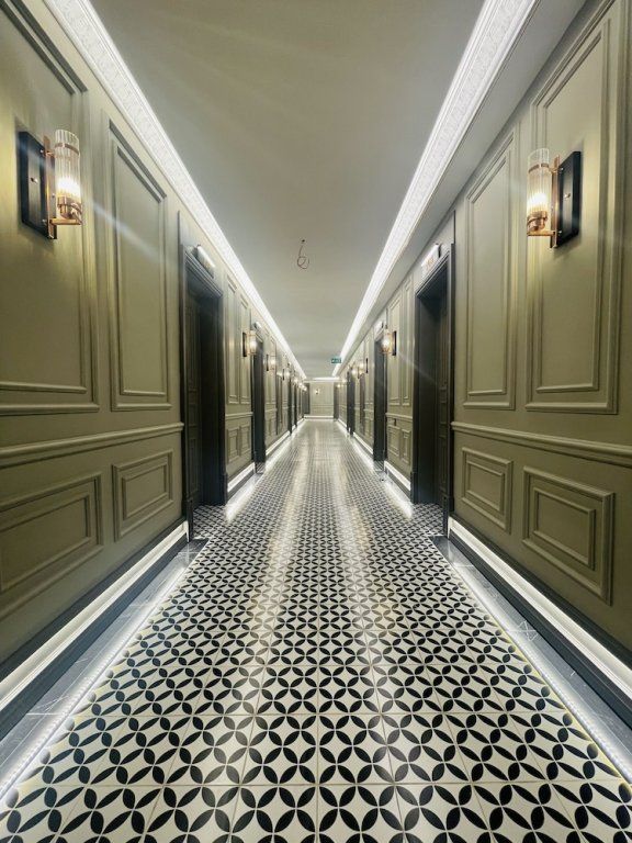LALA GRAND HOTEL