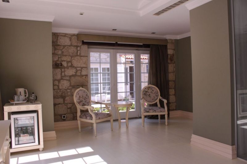 MONK HOTEL ALACATI ADULTS ONLY