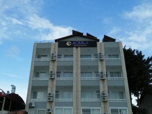 AQUILA BEACH HOTEL