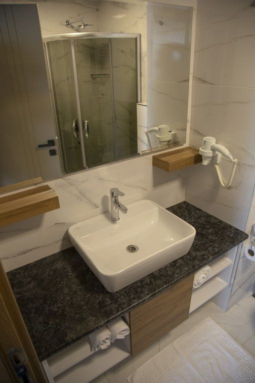 GOLDEN WORLD SUITE HOTEL фото 8