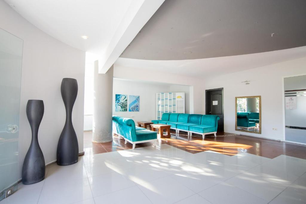 PIGALE FAMILY CLUB (EX.PIGALE BEACH RESORT) фото 3