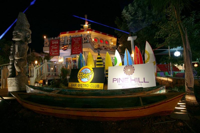 PINEHILL HOTEL & SUITES фото 4