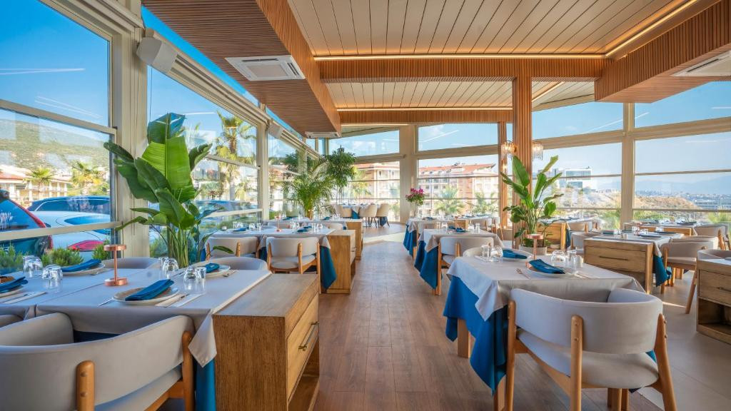 QLUSIVE HOTEL (ADULTS ONLY 12+) фото 6