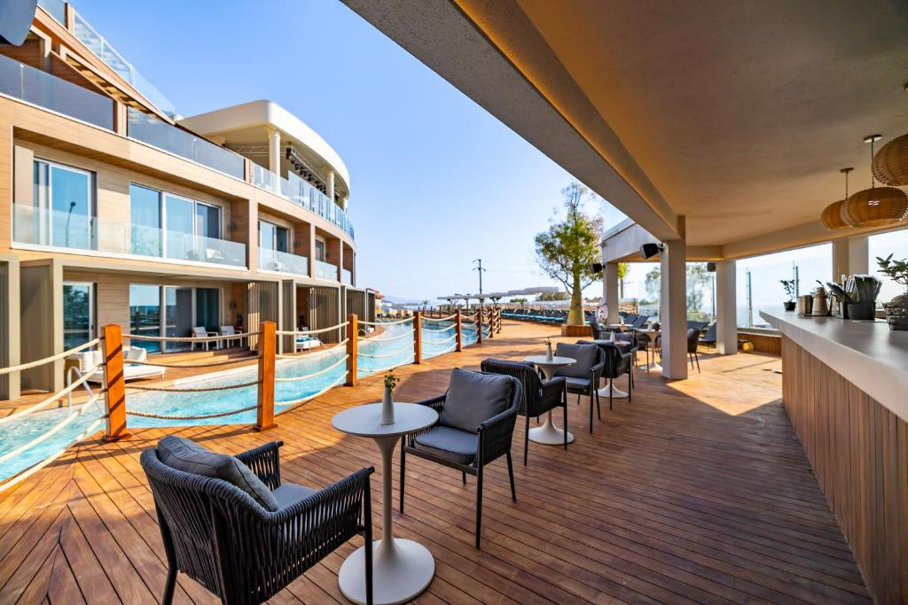 QLUSIVE HOTEL (ADULTS ONLY 12+) фото 8