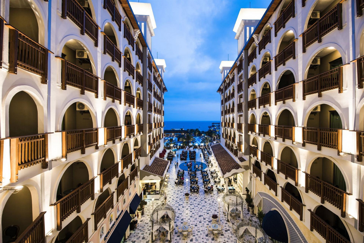 QUATTRO BEACH RESORT & SPA фото 3