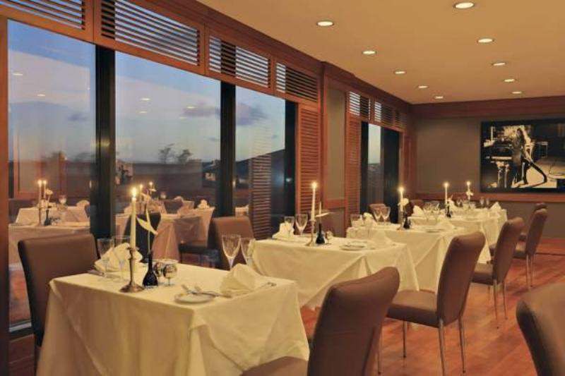 BH CONFERENCE & AIRPORT HOTEL ISTANBUL (EX. RADISSON BLU CONFERENCE AND AIRPORT) фото 4