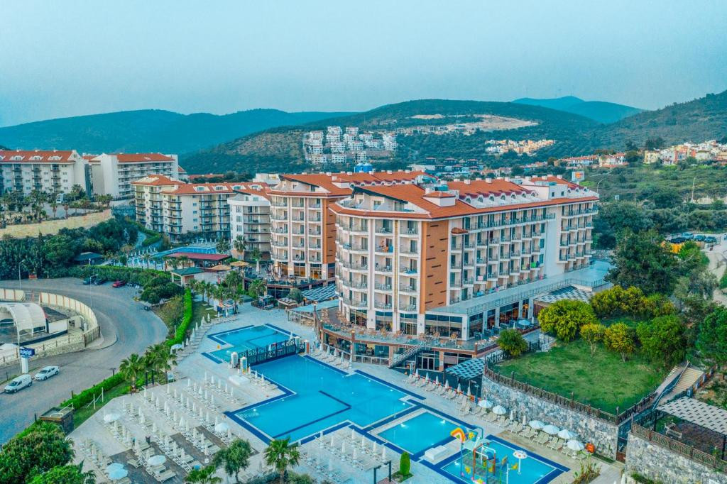 RAMADA RESORT BY WYNDHAM KUSADASI & GOLF фото 6
