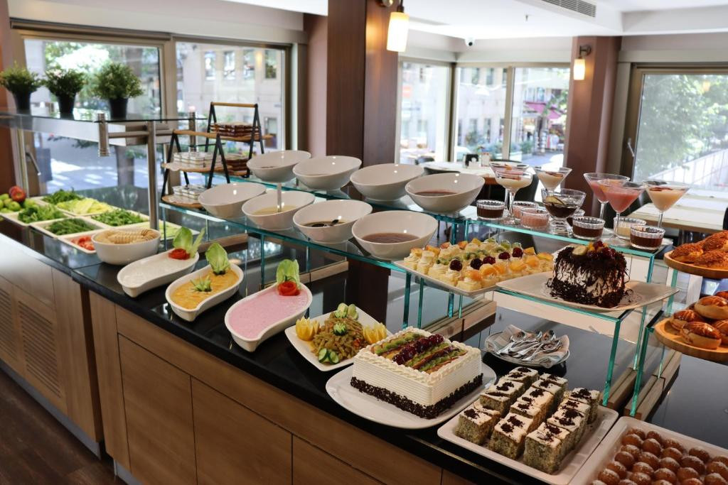 RIVA HOTEL TAKSIM фото 3