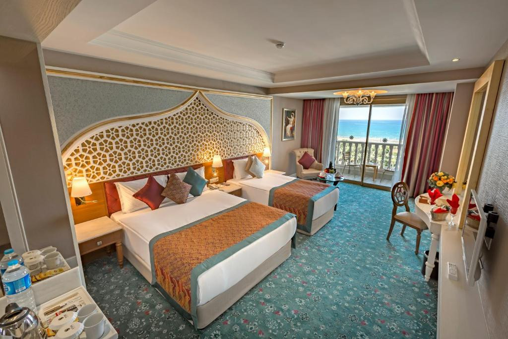 ROYAL TAJ MAHAL HOTEL фото 3