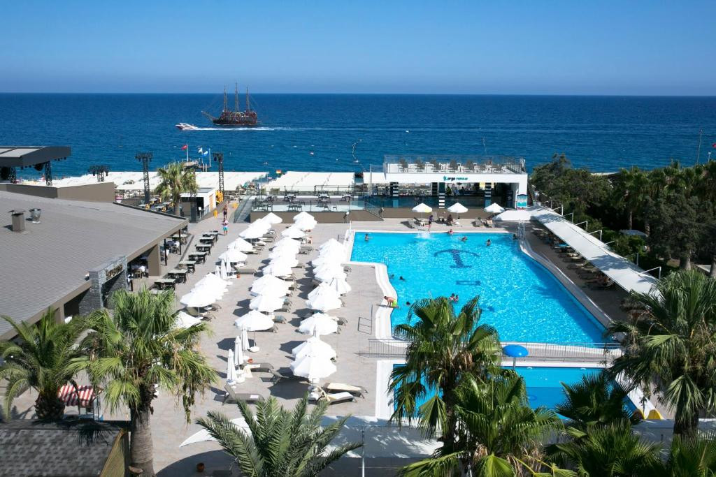 SAILORS BEACH CLUB фото 5
