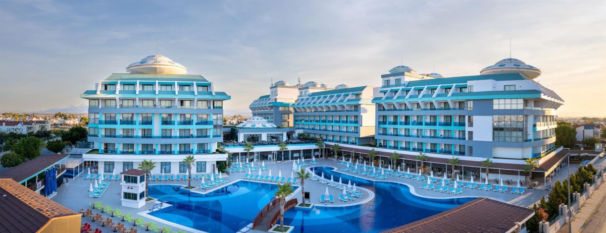 SENSITIVE PREMIUM RESORT & SPA фото 2