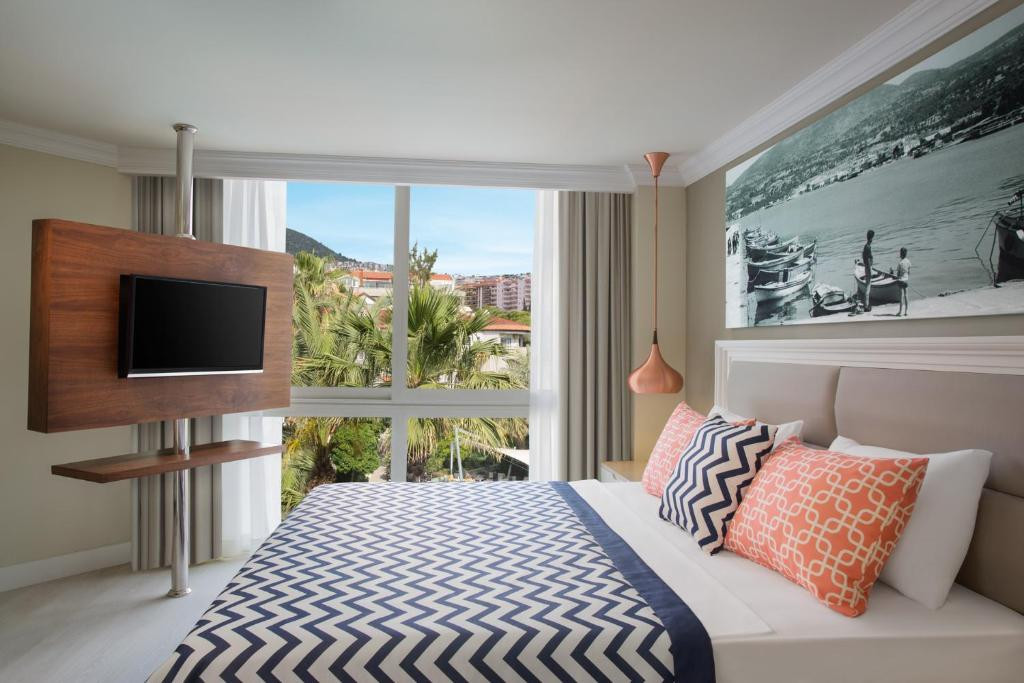 PALOMA MARINA SUITES ADULTS ONLY 16+ фото 2