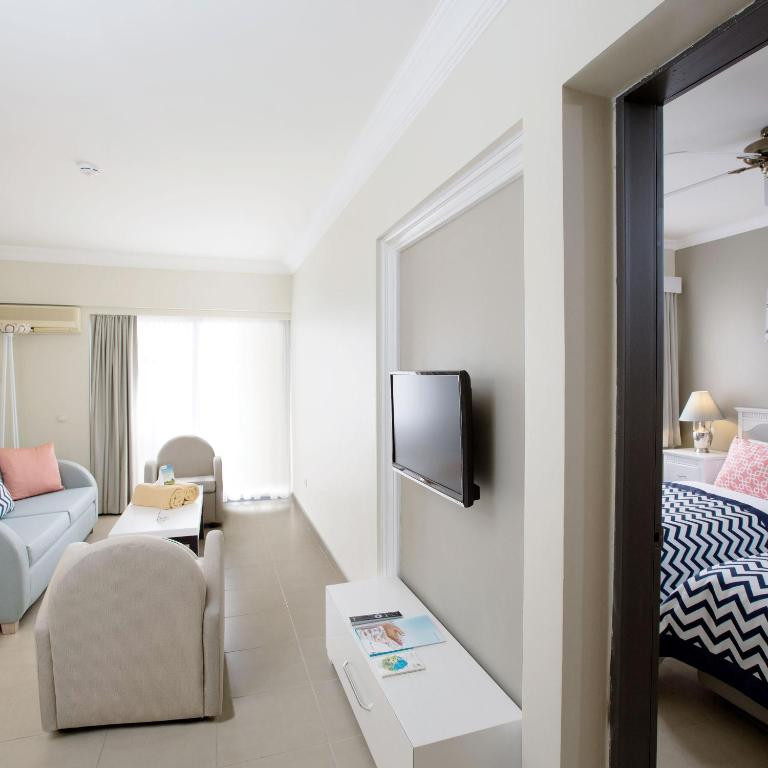 PALOMA MARINA SUITES ADULTS ONLY 16+ фото 6