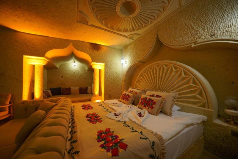 SERENUS CAVE SUITES фото 2