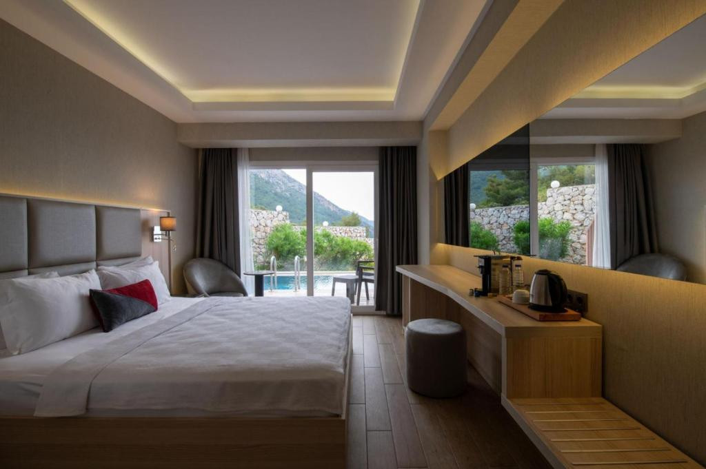 RAMADA BY WYNDHAM FETHIYE OLUDENIZ ADULTS ONLY 16+ (EX. SERTIL DELUXE) фото 7