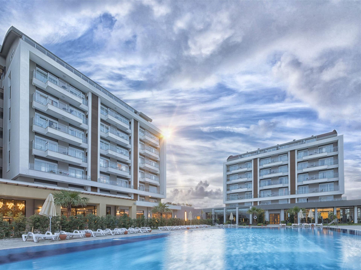 GREENWOOD SUITES RESORT (EX. SHERWOOD SUITES RESORT)