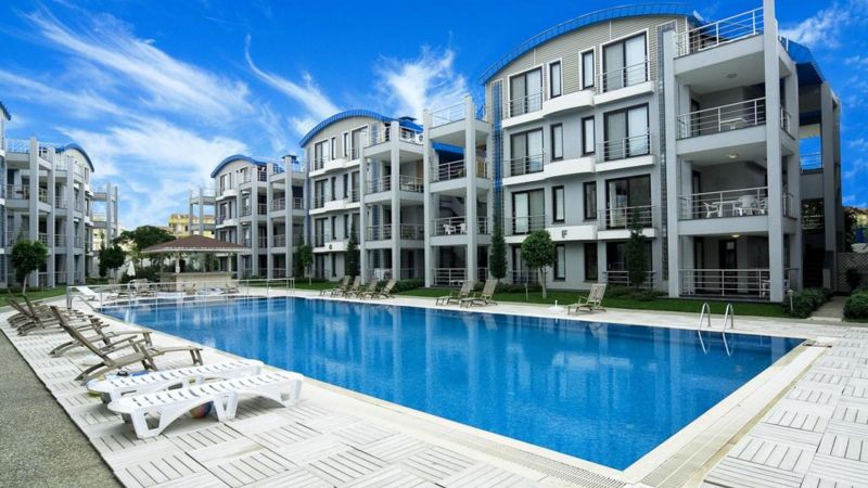 SIDE GARDEN RESIDENCE